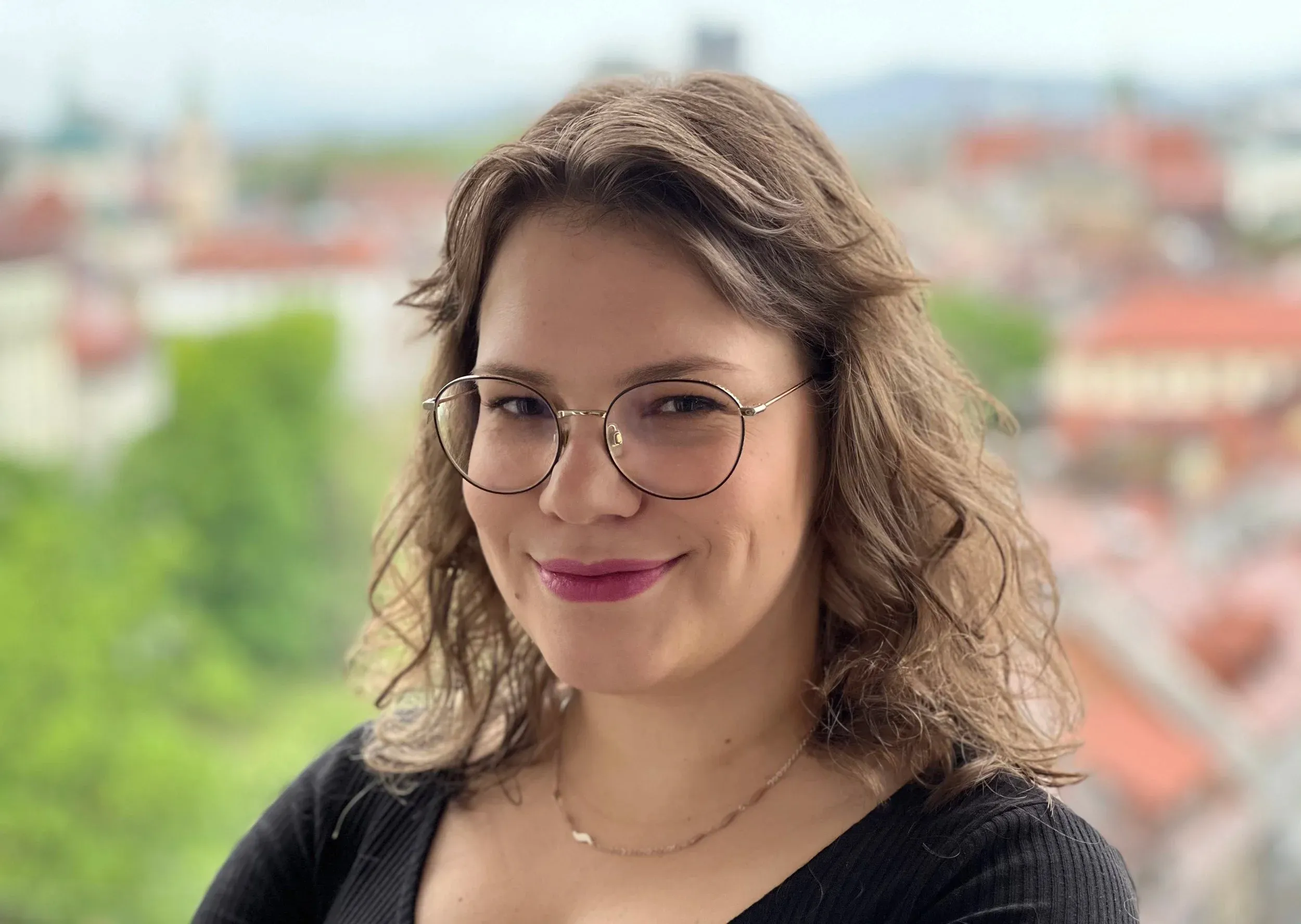 Portrait of psychotherapist working with expats online